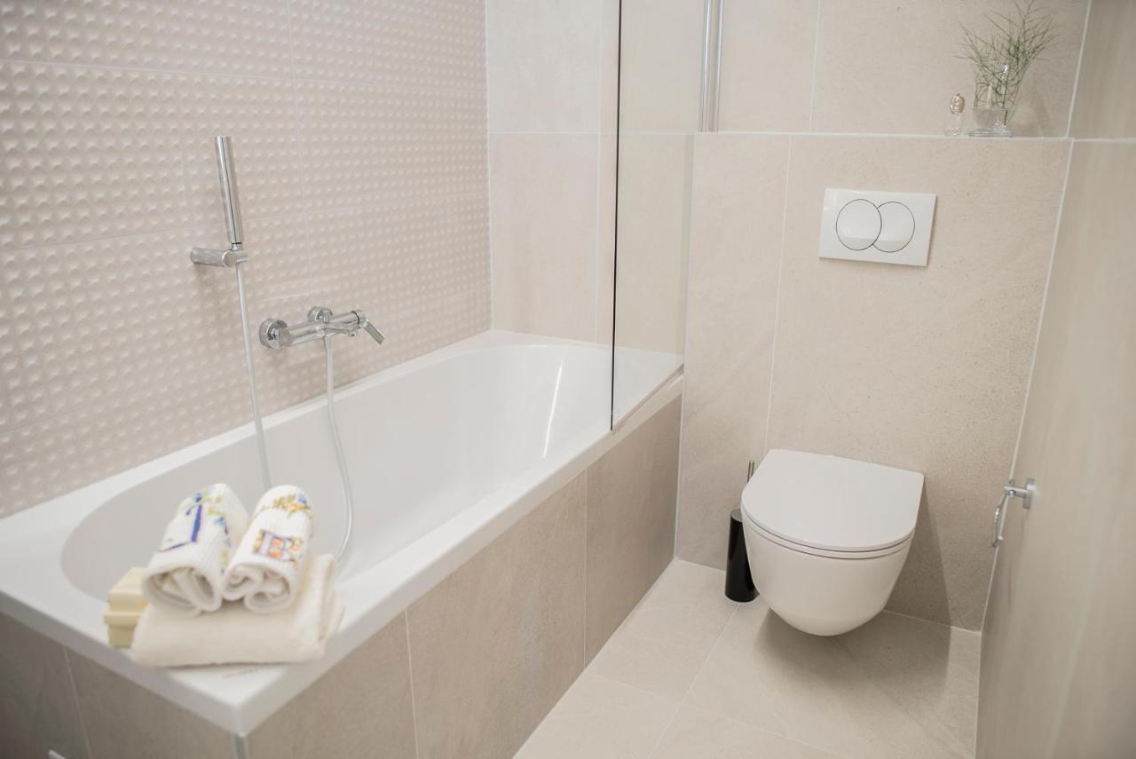 ספליט Apartments Villa Ladini מראה חיצוני תמונה